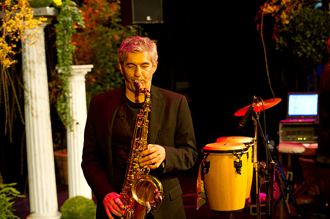 Saxofonist der Band